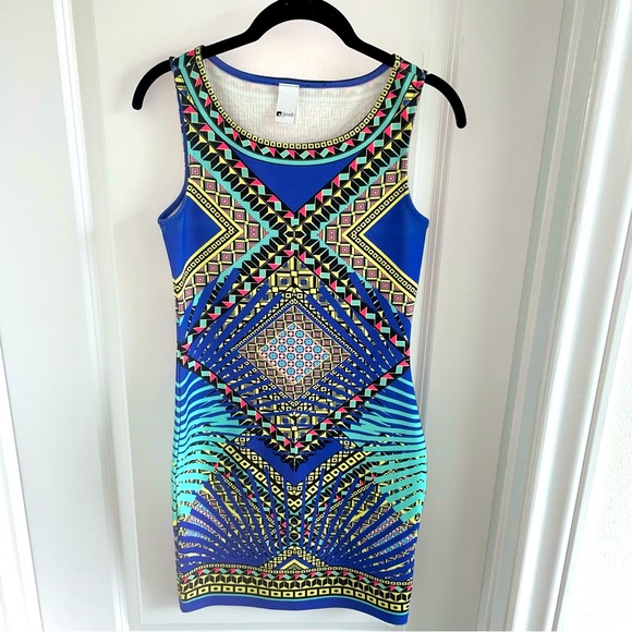Aztec print sleeveless Bodycon mini Dress - Picture 4 of 7